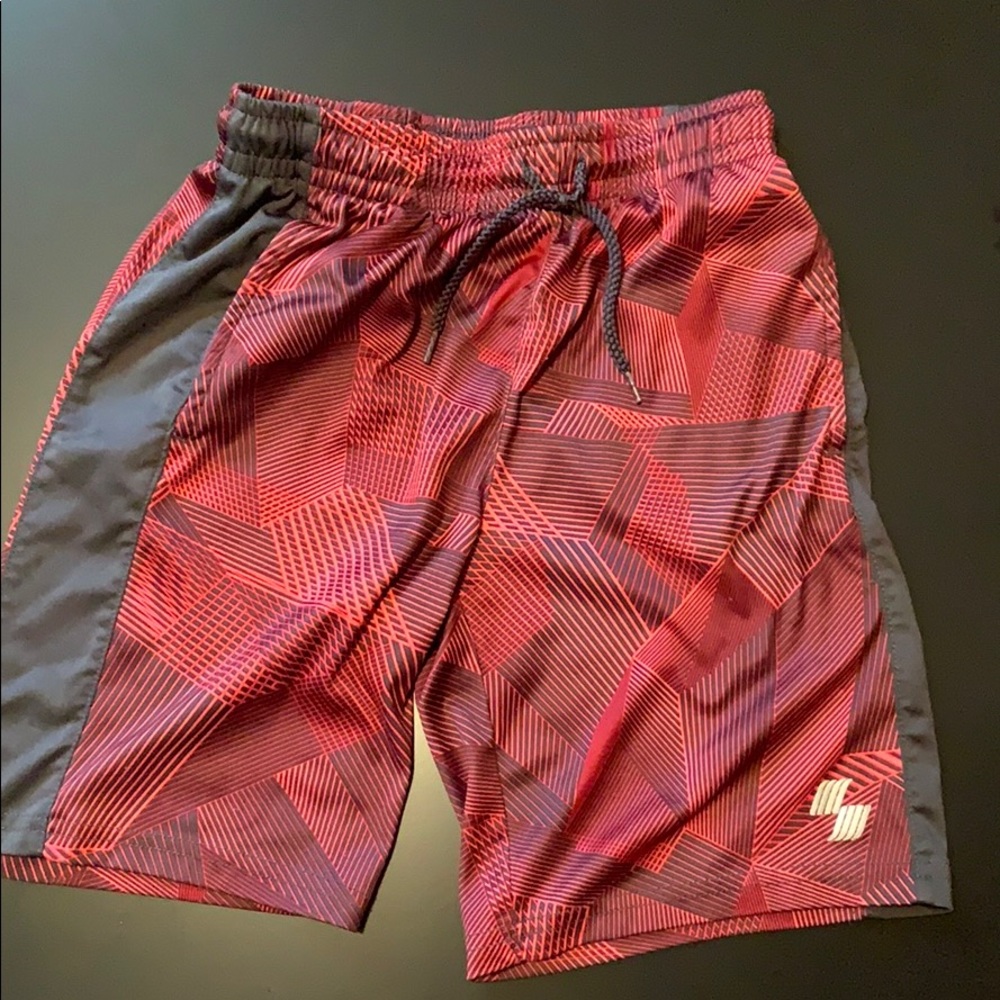 Boys M 7/8 sport shorts